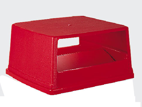 YLAE135 Rubbermaid has valve cover cap